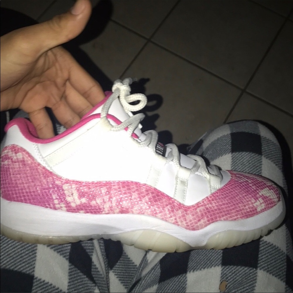 Retro Jordan’s 11 (pink snake skin)
